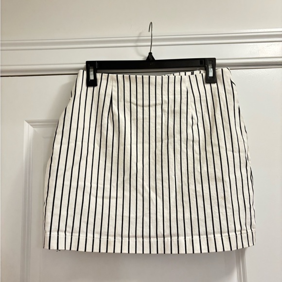 Forever 21 Black and White Striped Mini Skirt - Picture 6 of 7